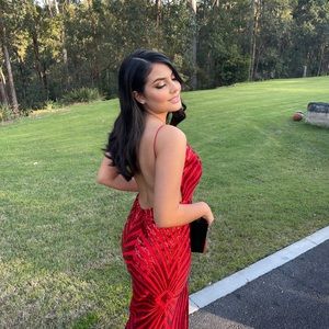 Meet your Posher, Ava